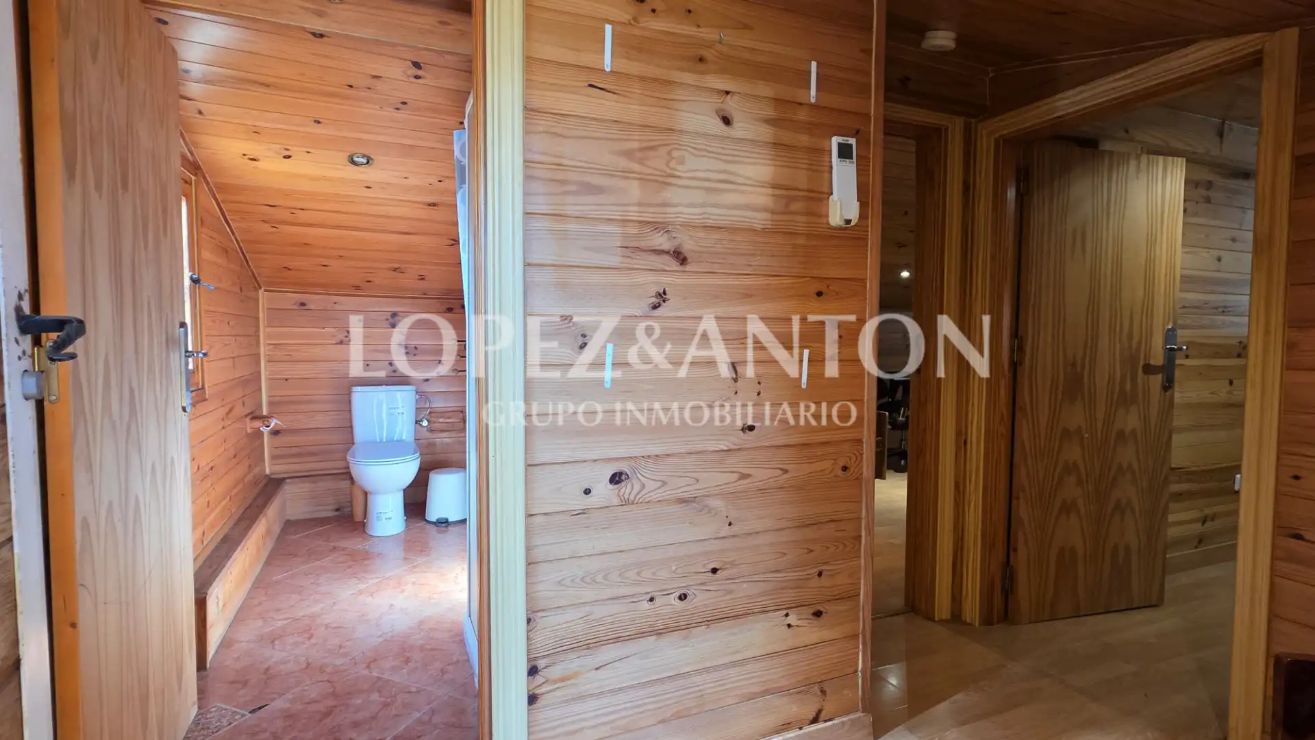 Houses for sale in L'Eliana  with Air Conditioner, Heating and Private garden