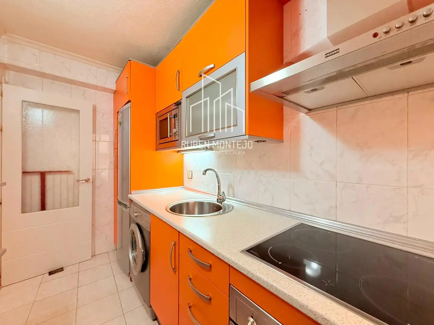Cocina de Piso en venta en Salamanca con Calefacción, Amueblado y Horno