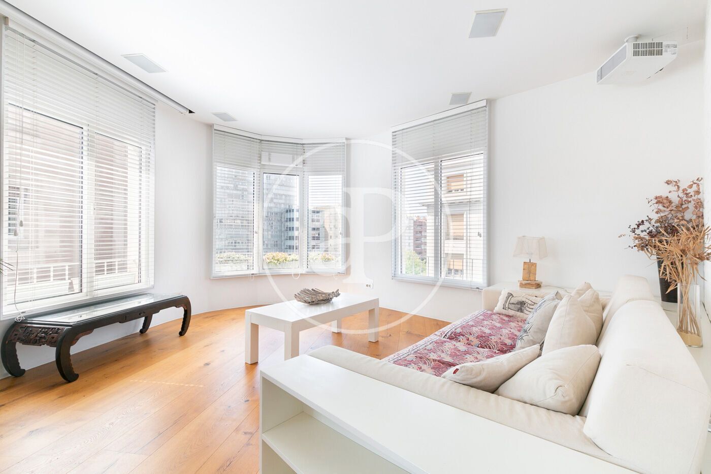 Living room of Attic to rent in  Barcelona Capital  with Air Conditioner, Heating and Terrace