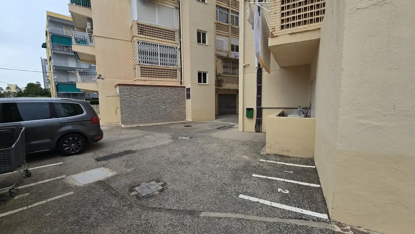 Parkplatz von Erdgeschoss zur Miete in Gandia
