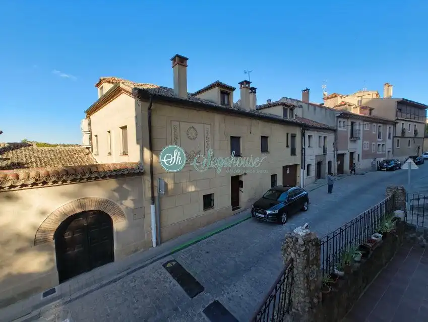 Vista exterior de Piso en venta en Plaza Mayor - San Agustín