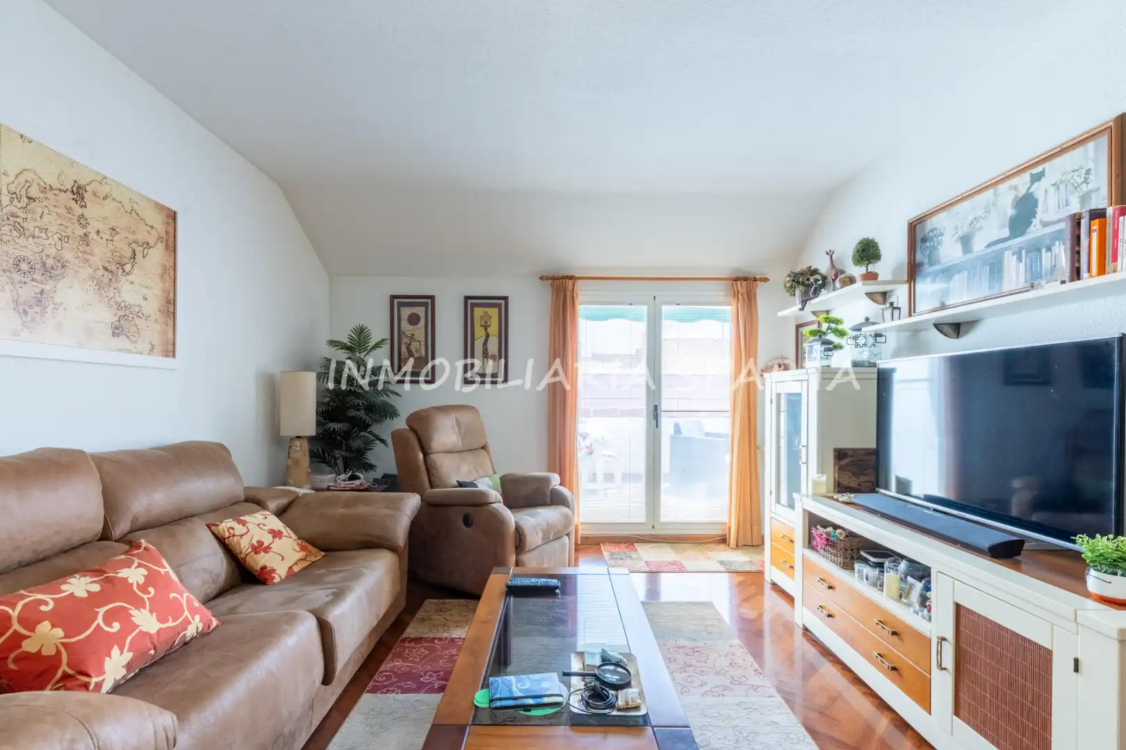 Living room of Duplexes for sale in Ciudad Real  with Air Conditioner, Heating and Parquet flooring