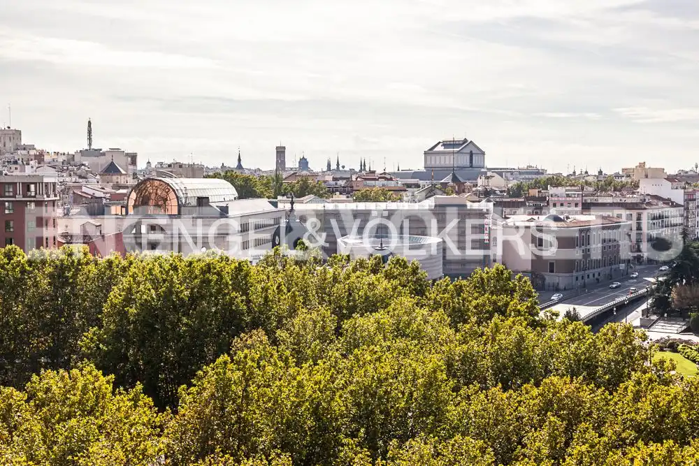Vista exterior de Apartamento de alquiler en Madrid con Aire acondicionado, Calefacción y Amueblado