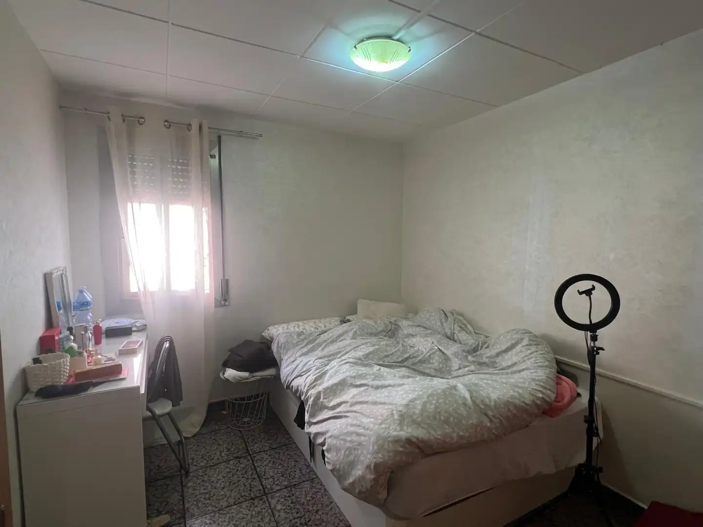 Habitación de Piso en venta en Mataró con Amueblado, Horno y Balcón