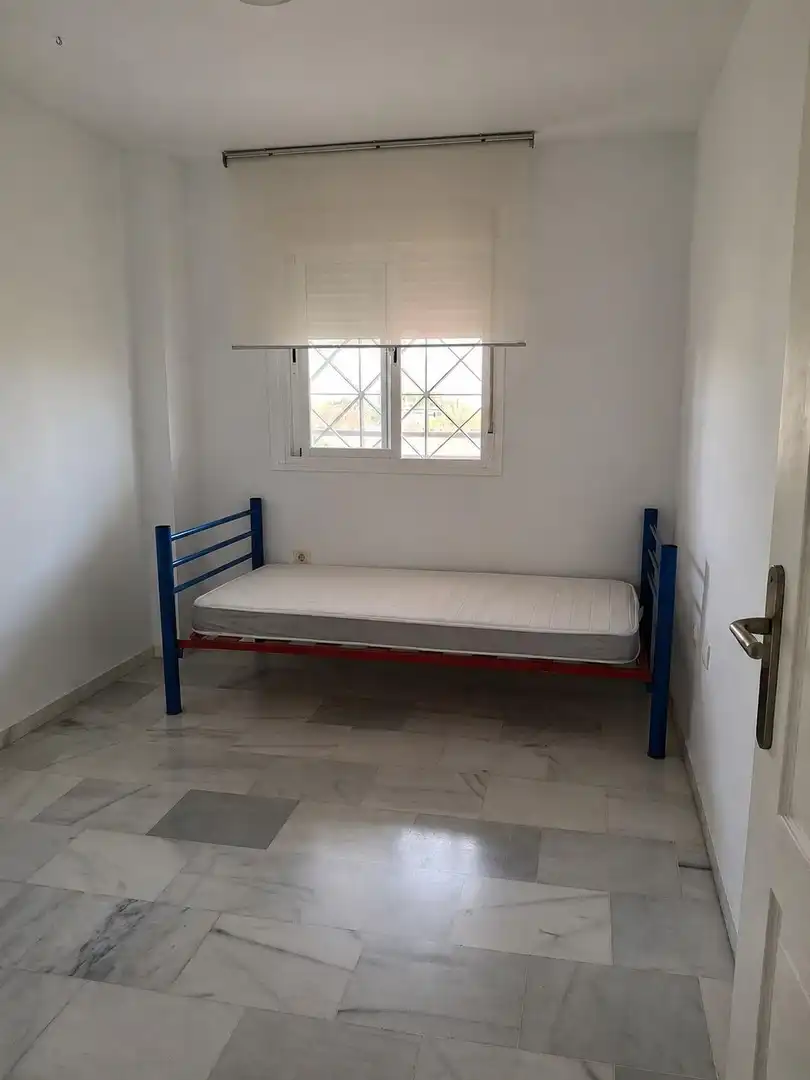 Pis amb piscina en venda a San Bernabé, imagen 10