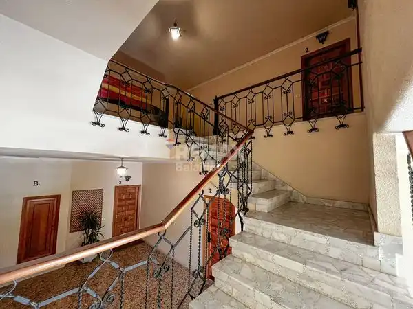 Wohnung zum Verkauf in Nigrán mit Privatgarten und Abstellraum
