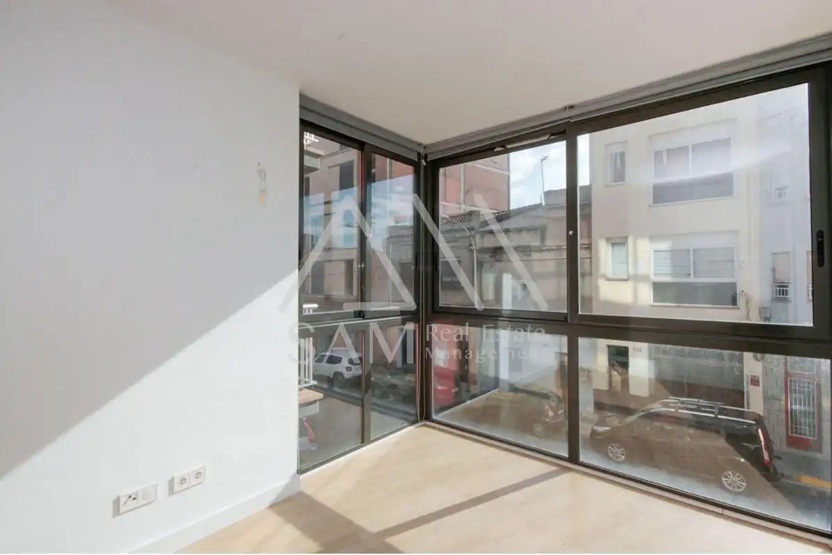 Exterior view of Flat for sale in Badalona  with Balcony