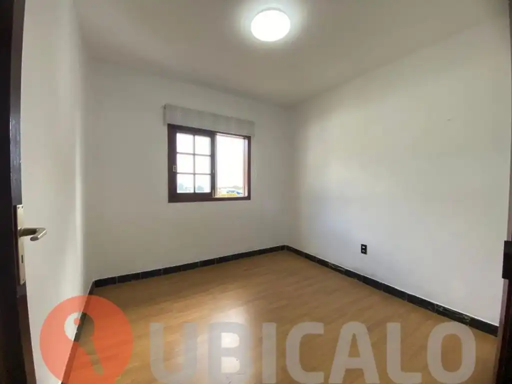 Dormitori de Casa o xalet en venda en San Cristóbal de la Laguna amb Jardí privat, Terrassa i Traster