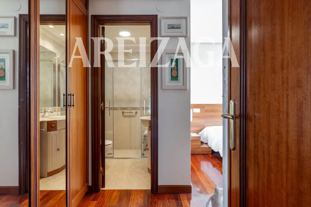 Piso con terraza en venta en Paseo de Ulía, imagen 15