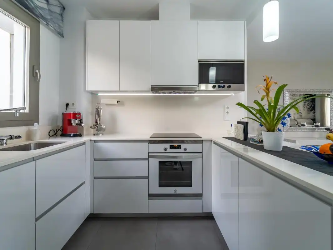 Cocina de Piso en venta en Vélez-Málaga con Aire acondicionado, Calefacción y Jardín privado