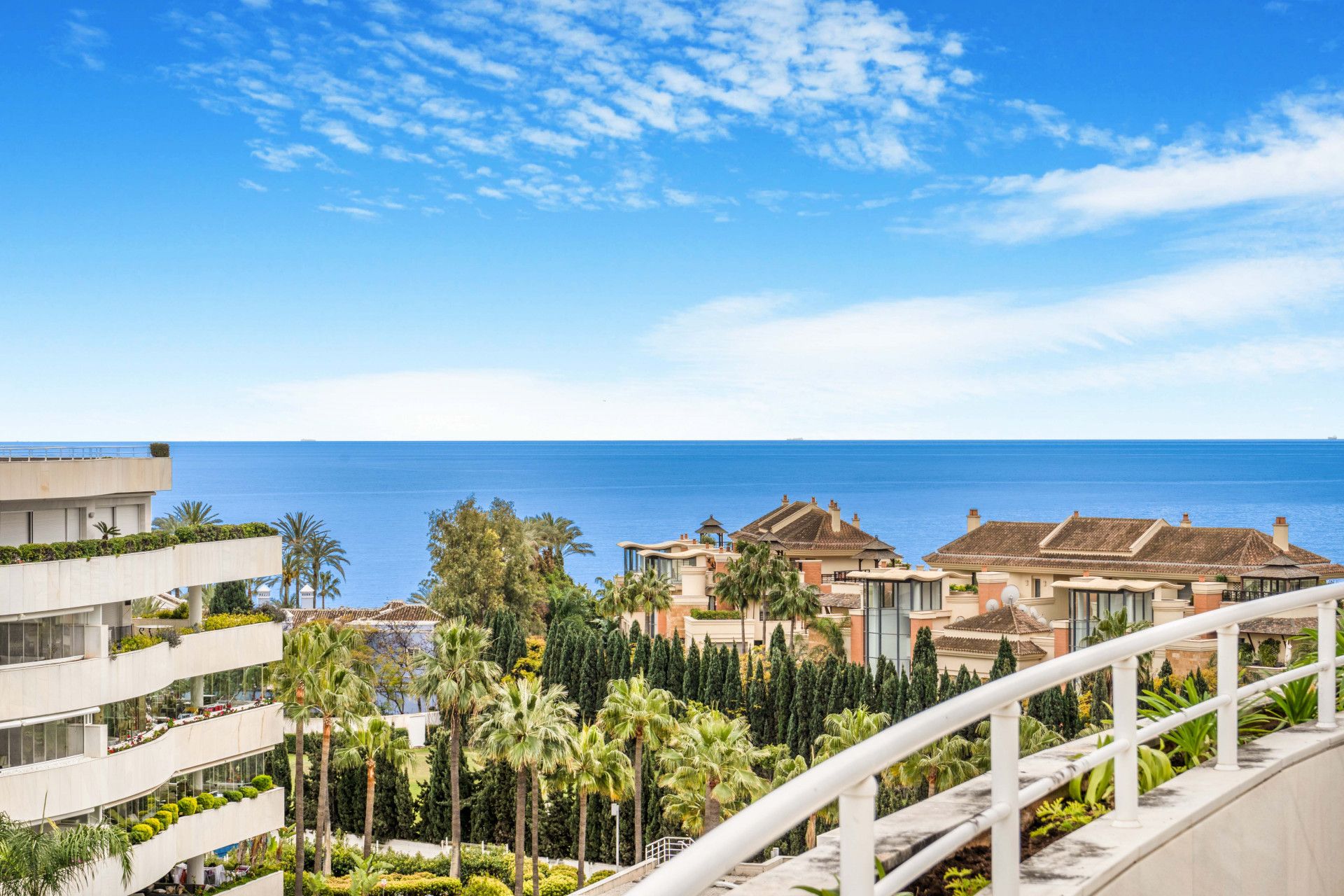 Exterior view of Attic for sale in Marbella  with Air Conditioner, Heating and Terrace