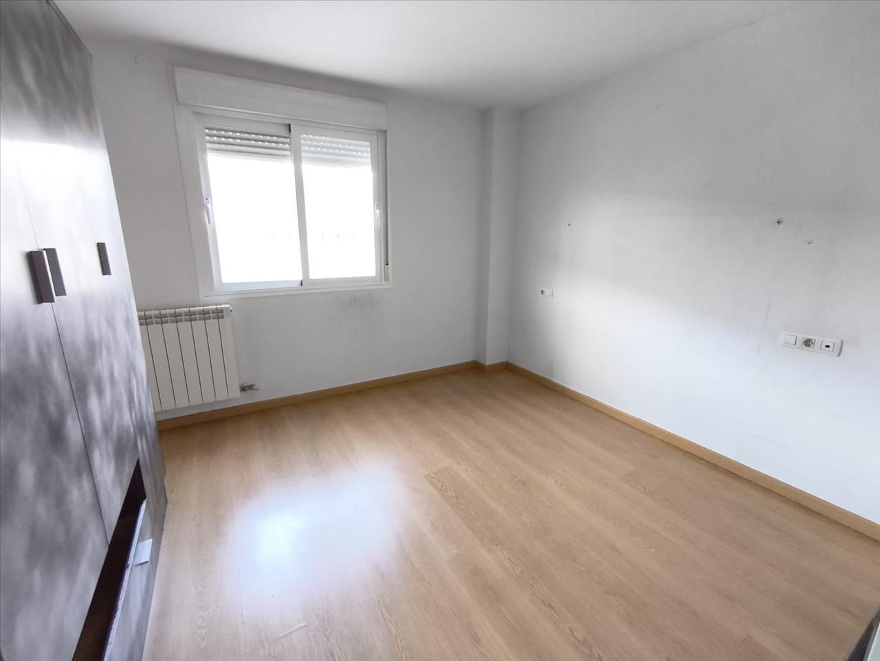 Schlafzimmer von Erdgeschoss zum Verkauf in Loja