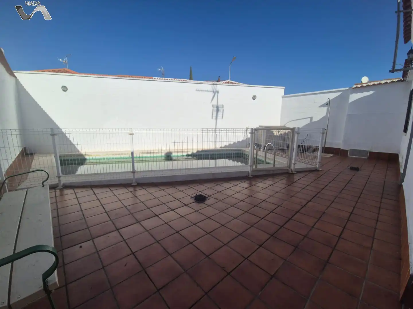 Vista exterior de Casa o chalet en venta en Puertollano con Aire acondicionado, Trastero y Piscina