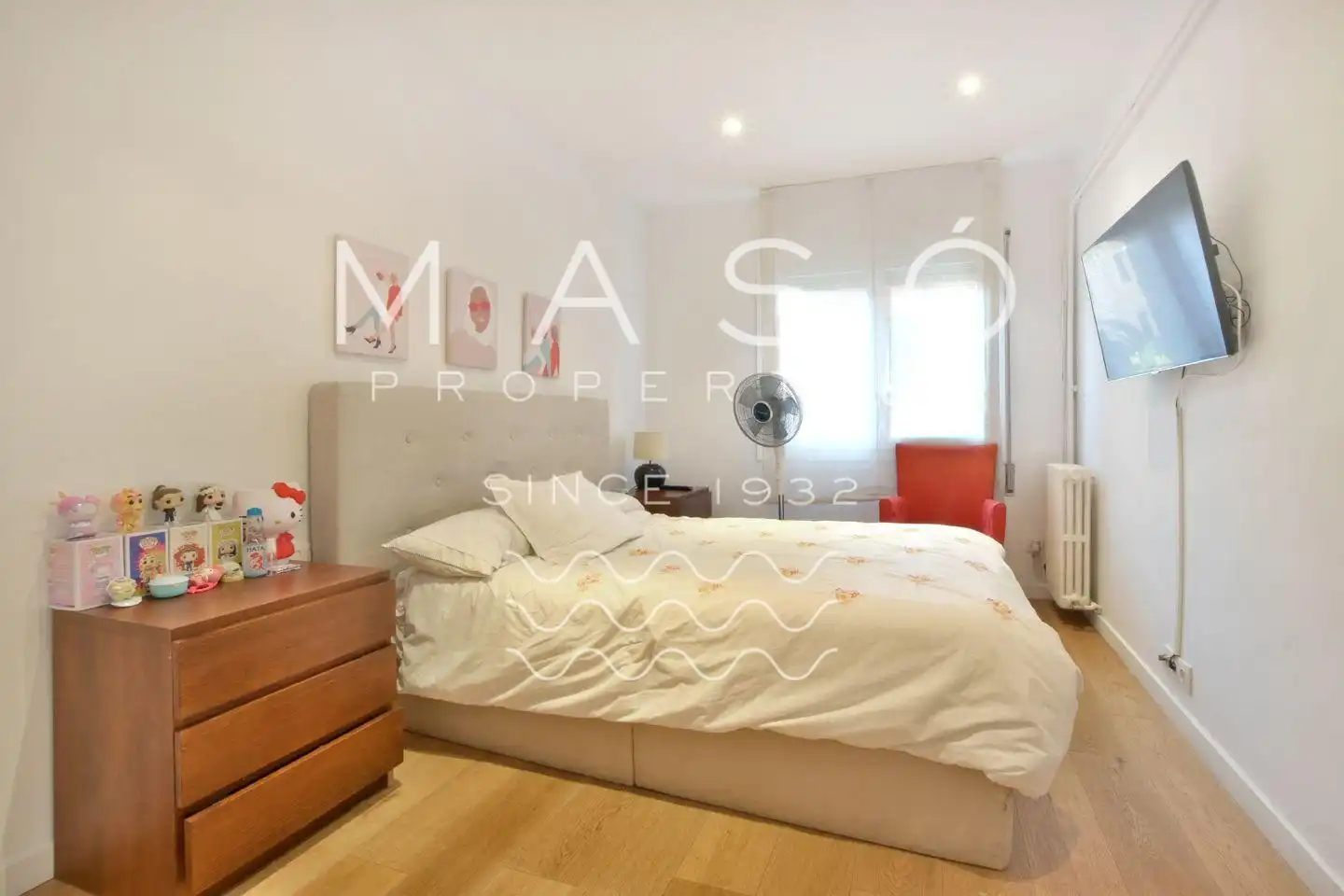 Dormitori de Apartament en venda en Barcelona amb Aire condicionat, Calefacció i Parquet