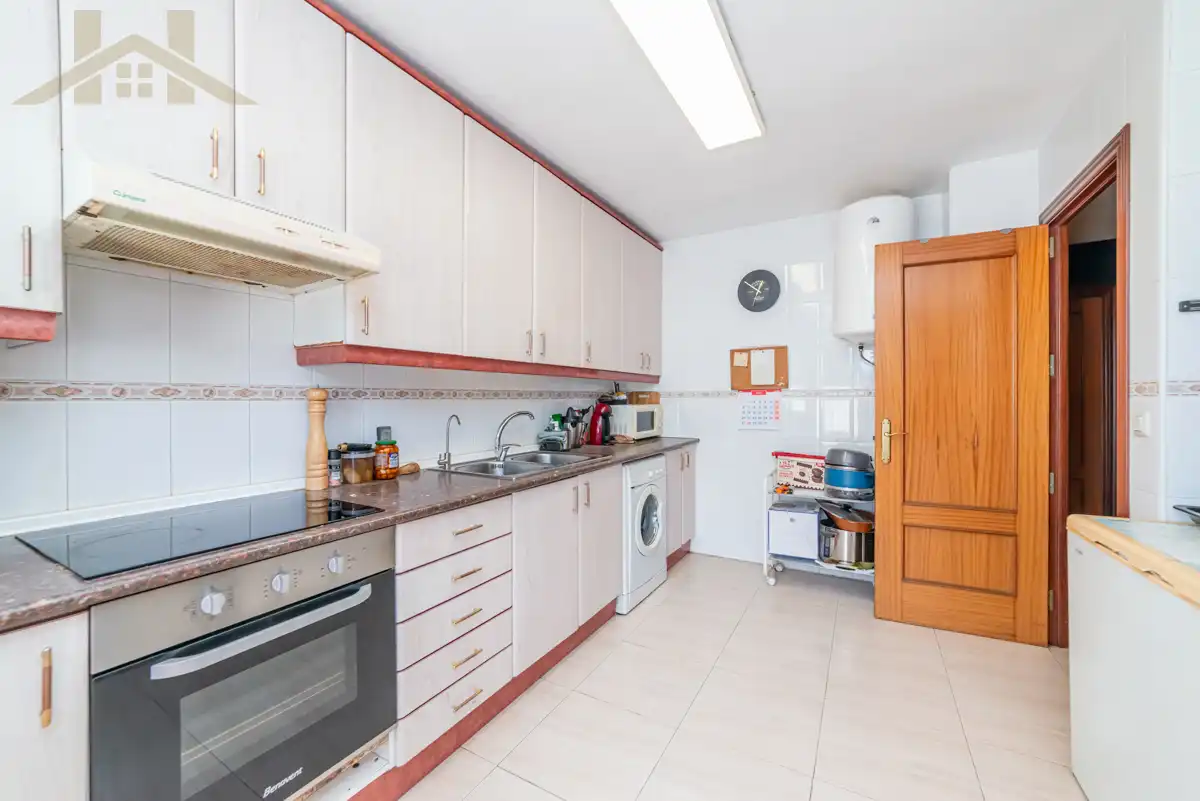 Küche von Wohnung zum Verkauf in Seseña mit Klimaanlage, Heizung und Terrasse