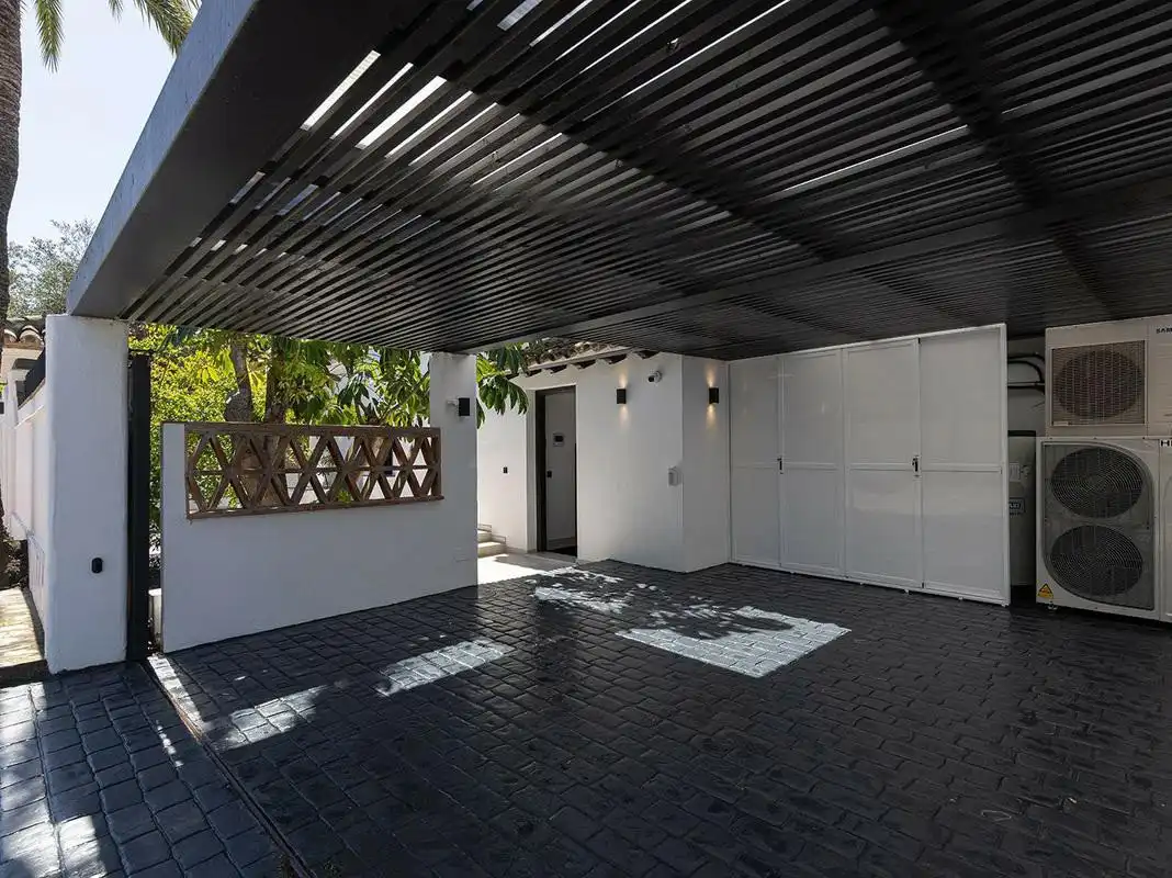 Terrasse von Haus oder Chalet zur Miete in Marbella mit Klimaanlage, Privatgarten und Terrasse