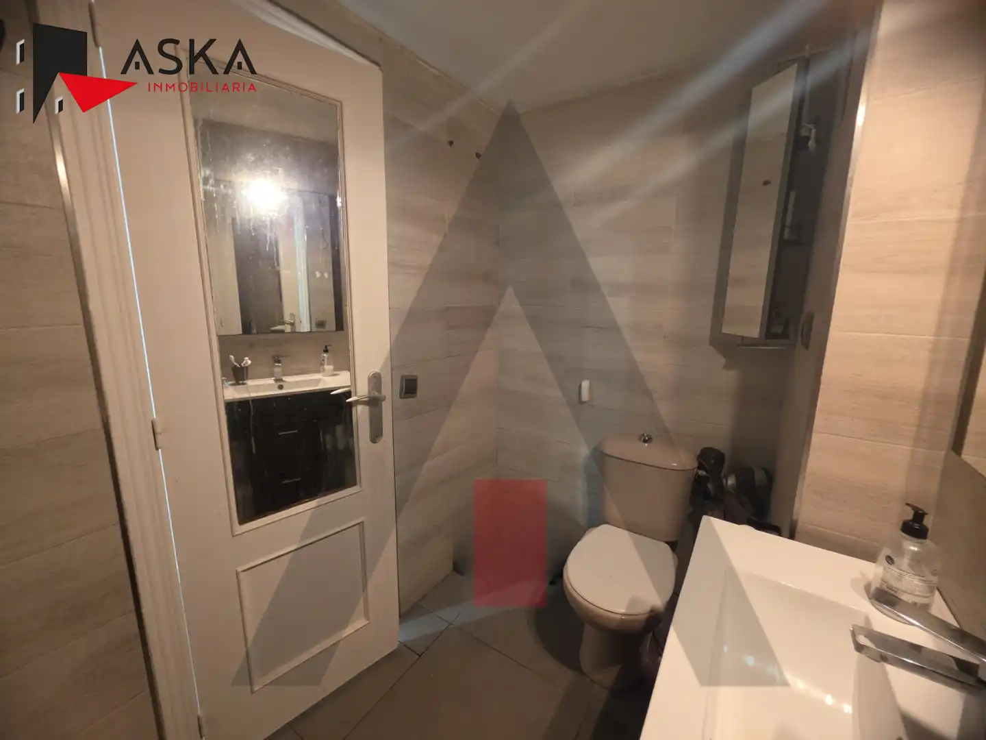 Bathroom of Flat for sale in Paiporta  with Terrace and Balcony