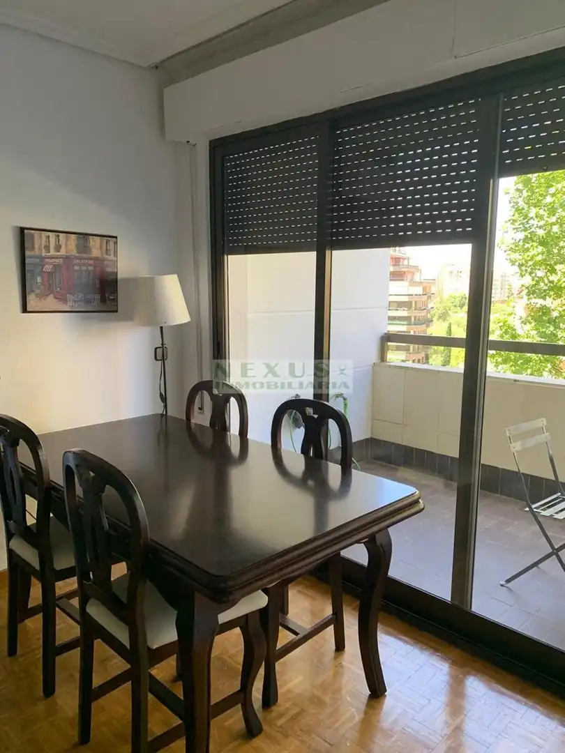 Apartamento de alquiler en Centro