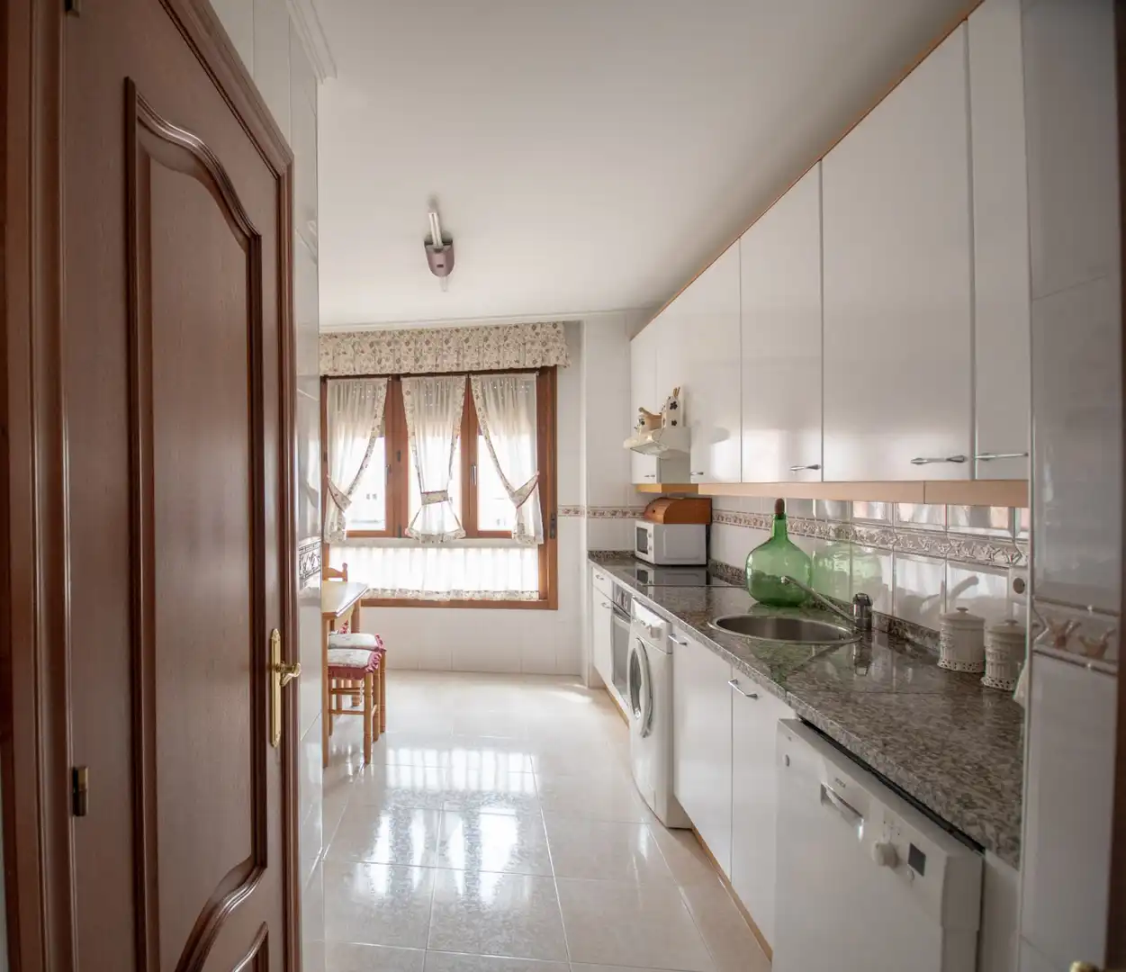 Cocina de Piso en venta en Villaviciosa con Calefacción, Parquet y Trastero