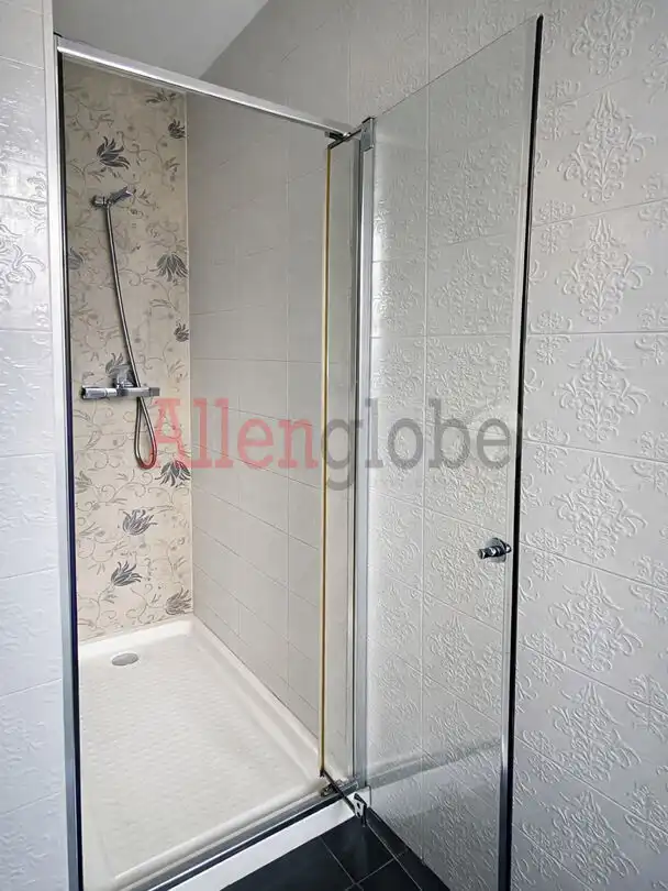 Baño de Piso en venta en Mieres (Asturias) con Calefacción, Terraza y Balcón