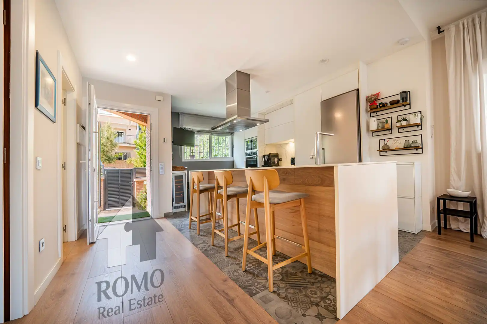 Casa pareada con terraza en venta en Santa Perpètua de Mogoda, imagen 6