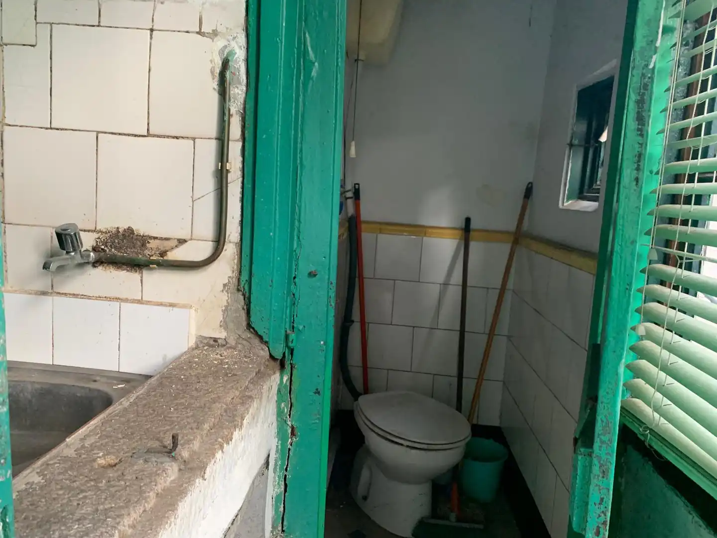 Baño de Piso en venta en Ferrol con Terraza