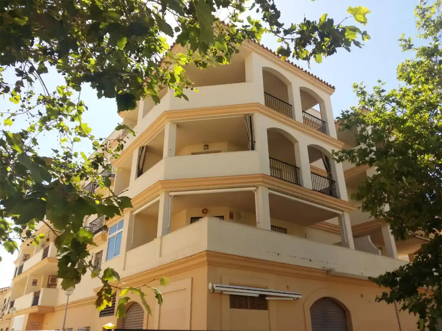 Vista exterior de Apartamento de alquiler en Chipiona con Amueblado y Balcón