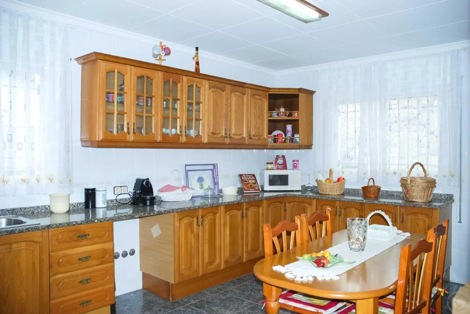 Cuina de Casa adosada en venda en Lloret de Mar amb Calefacció, Terrassa i Traster