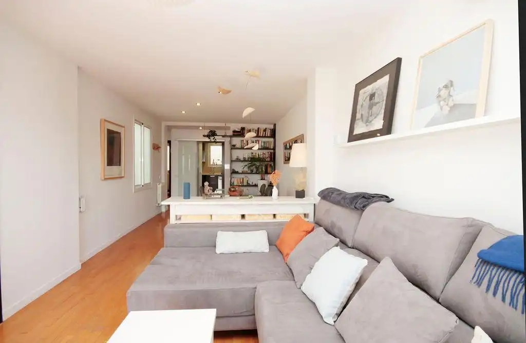 Sala de estar de Ático en venta en Barcelona con Aire acondicionado, Calefacción y Parquet