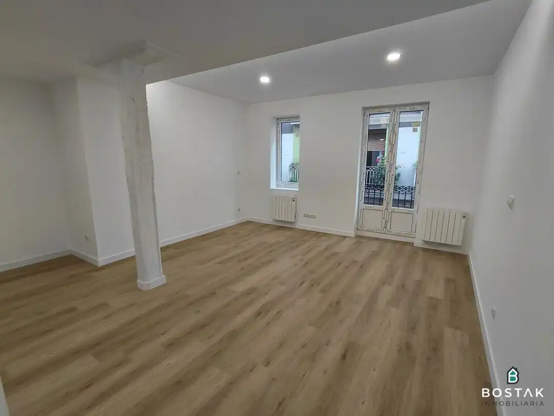 Flat for sale in Bilbao   with Heating and Balcony