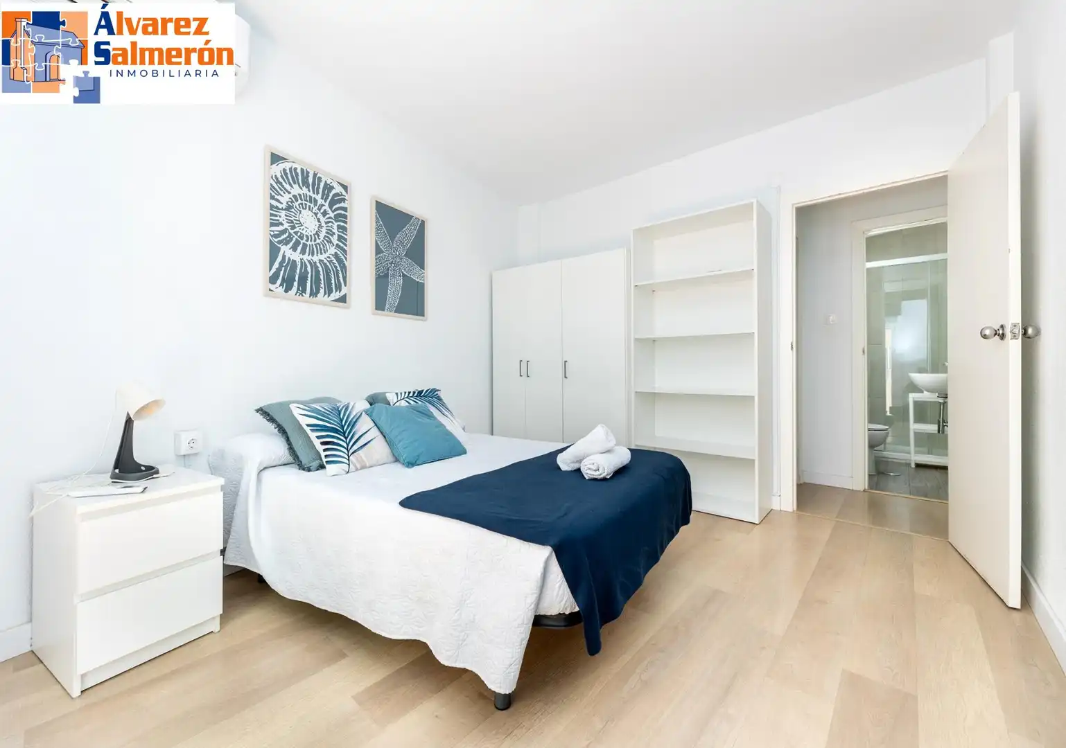 Bedroom of Flat for sale in Granada