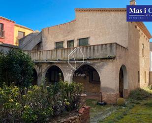 Exterior view of Country house for sale in L'Escala  with Private garden, Terrace and Balcony