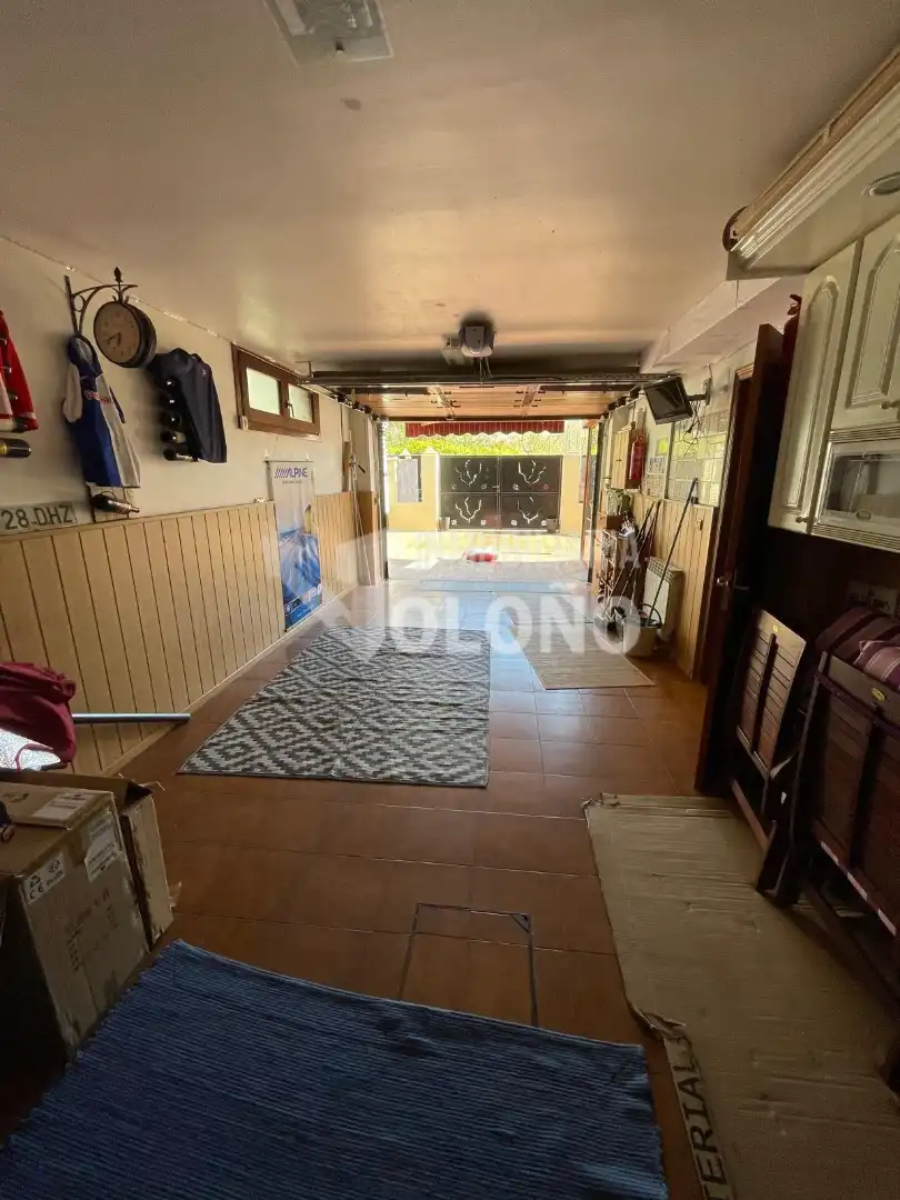 Casa o xalet en venda en Anguciana amb Aire condicionat, Calefacció i Jardí privat