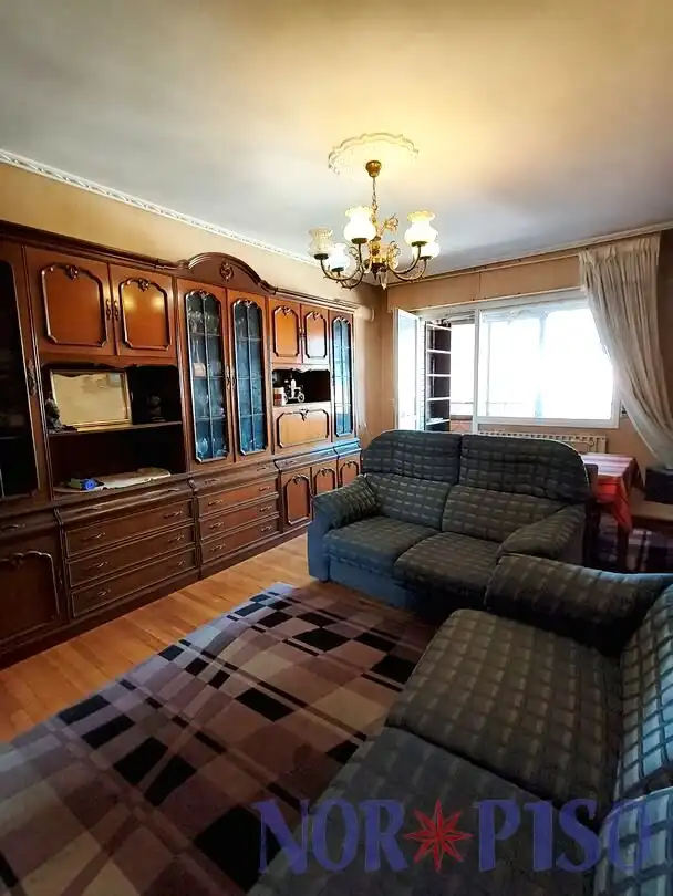 Living room of Flat for sale in Bilbao   with Heating, Terrace and Furnished