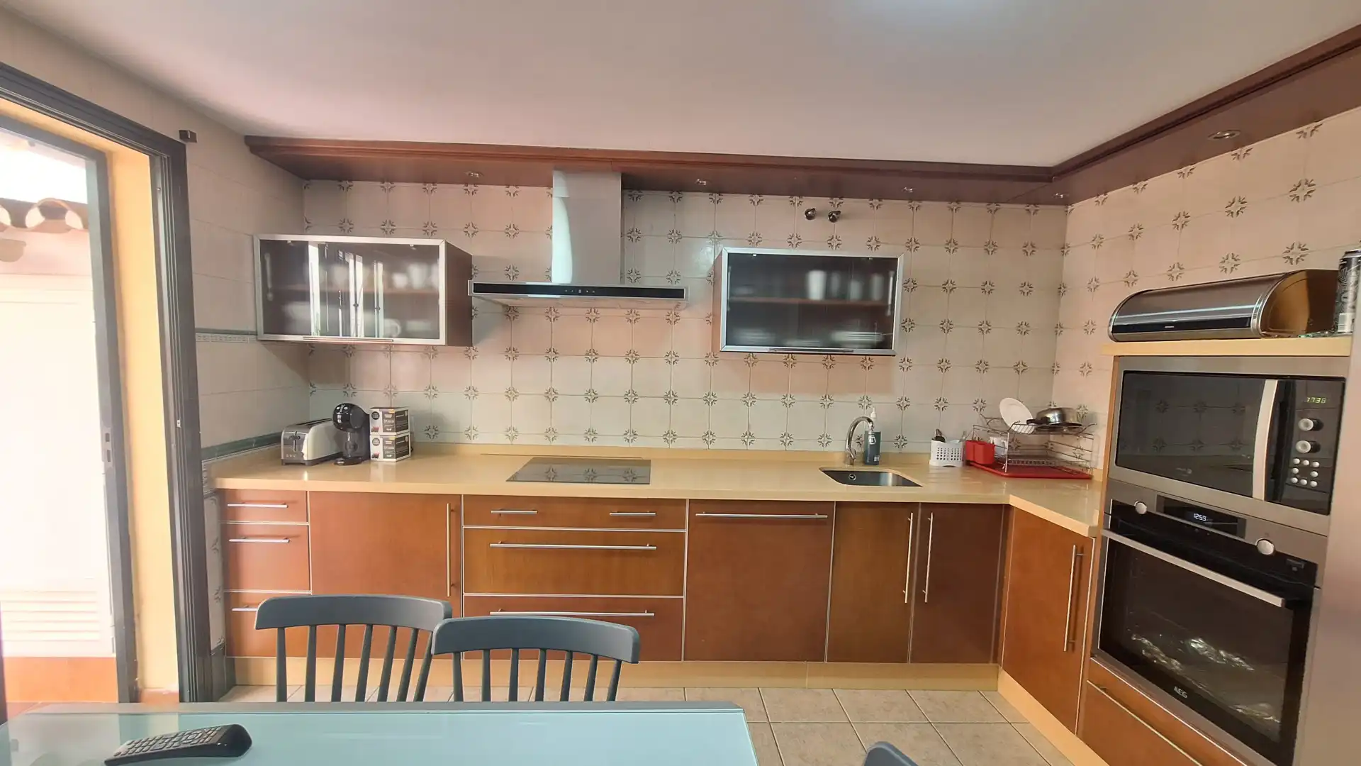 Cuina de Casa adosada en venda en Estepona amb Terrassa