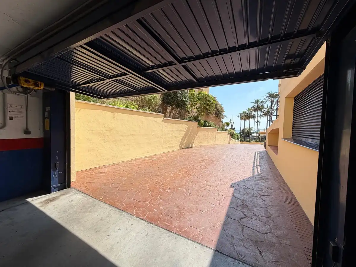 Apartamento con piscina en venta en Arroyo de la Miel, imagen 20