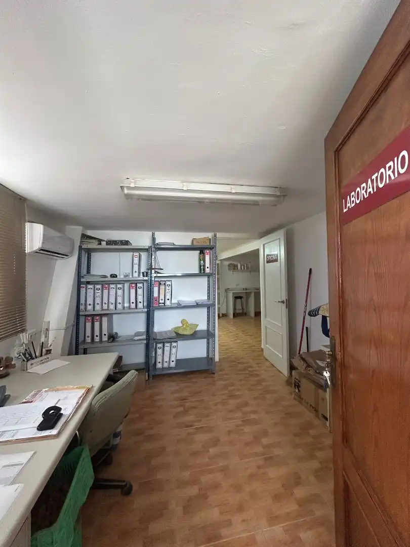 Nau industrial en venda a Avenida de Brenes 7, imagen 16