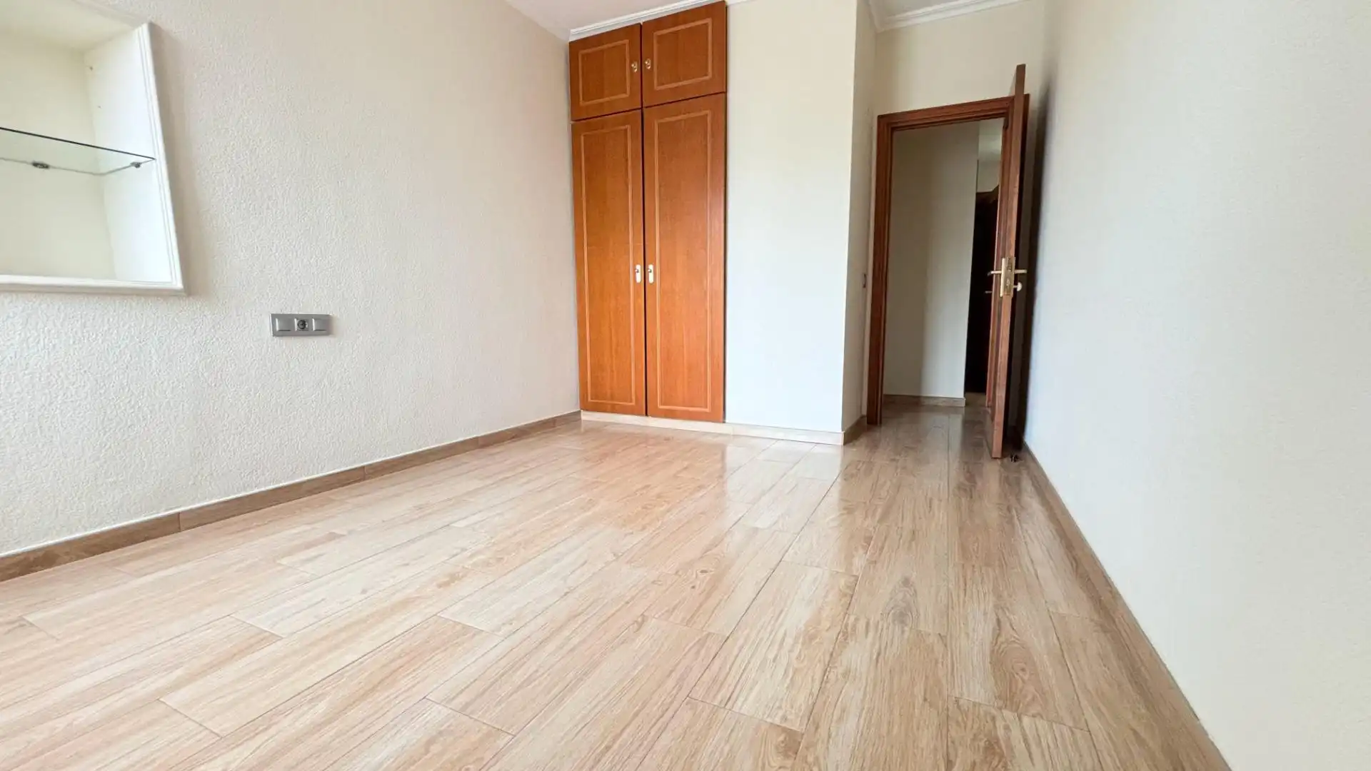 Appartamento con ascensore in vendita a Avenida Avenida Doctor Gadea 1, imagen 19