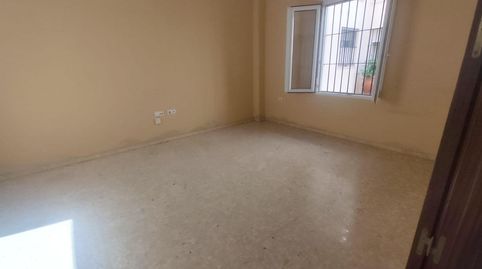 Foto 4 de Casa adosada en venta en Écija, Sevilla