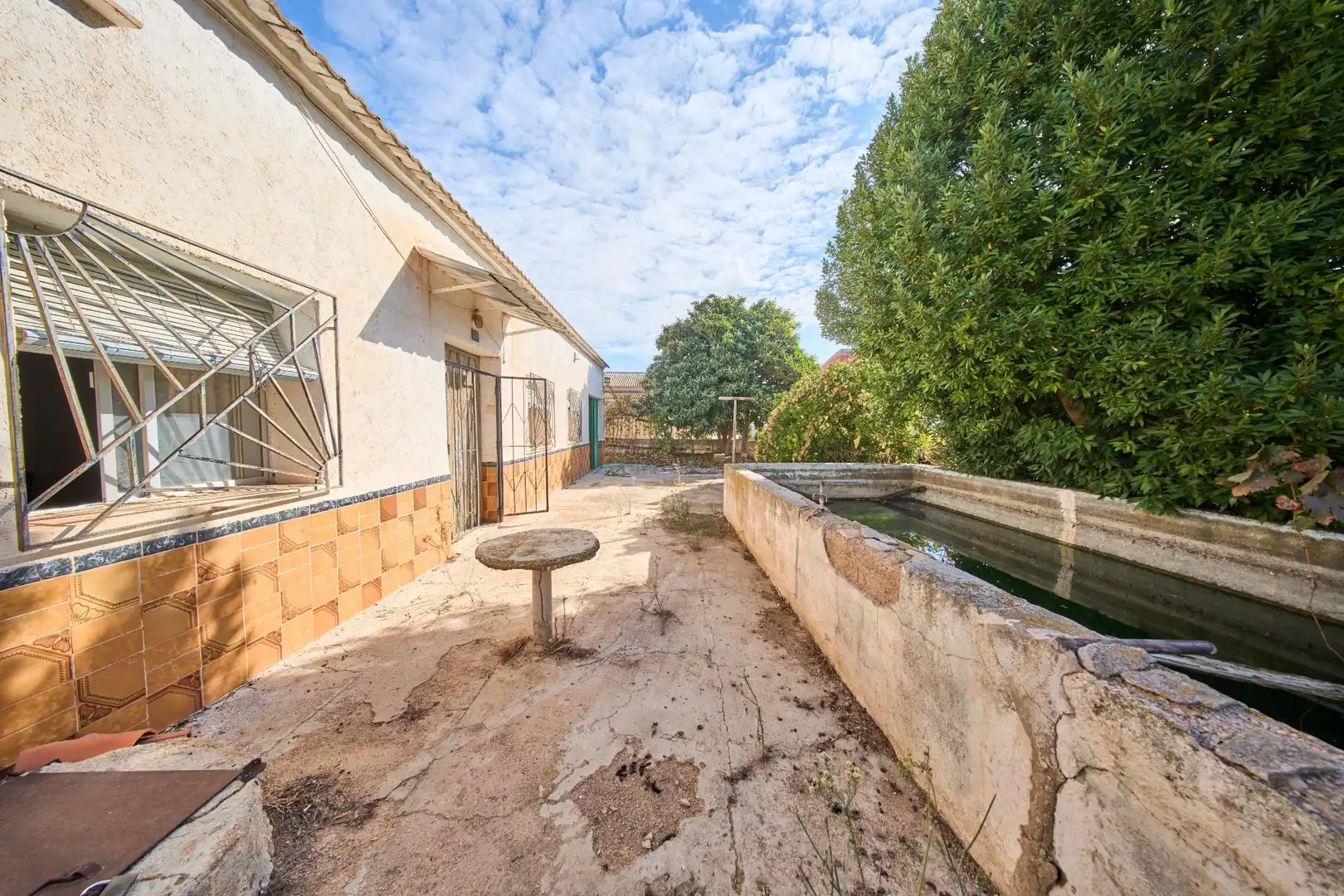 Vista exterior de Casa o chalet en venta en Cúllar con Calefacción, Jardín privado y Terraza