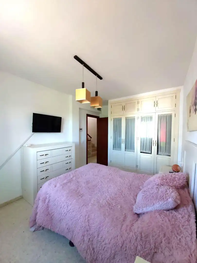 Schlafzimmer von Haus oder Chalet zum Verkauf in Utrera mit Klimaanlage, Heizung und Abstellraum