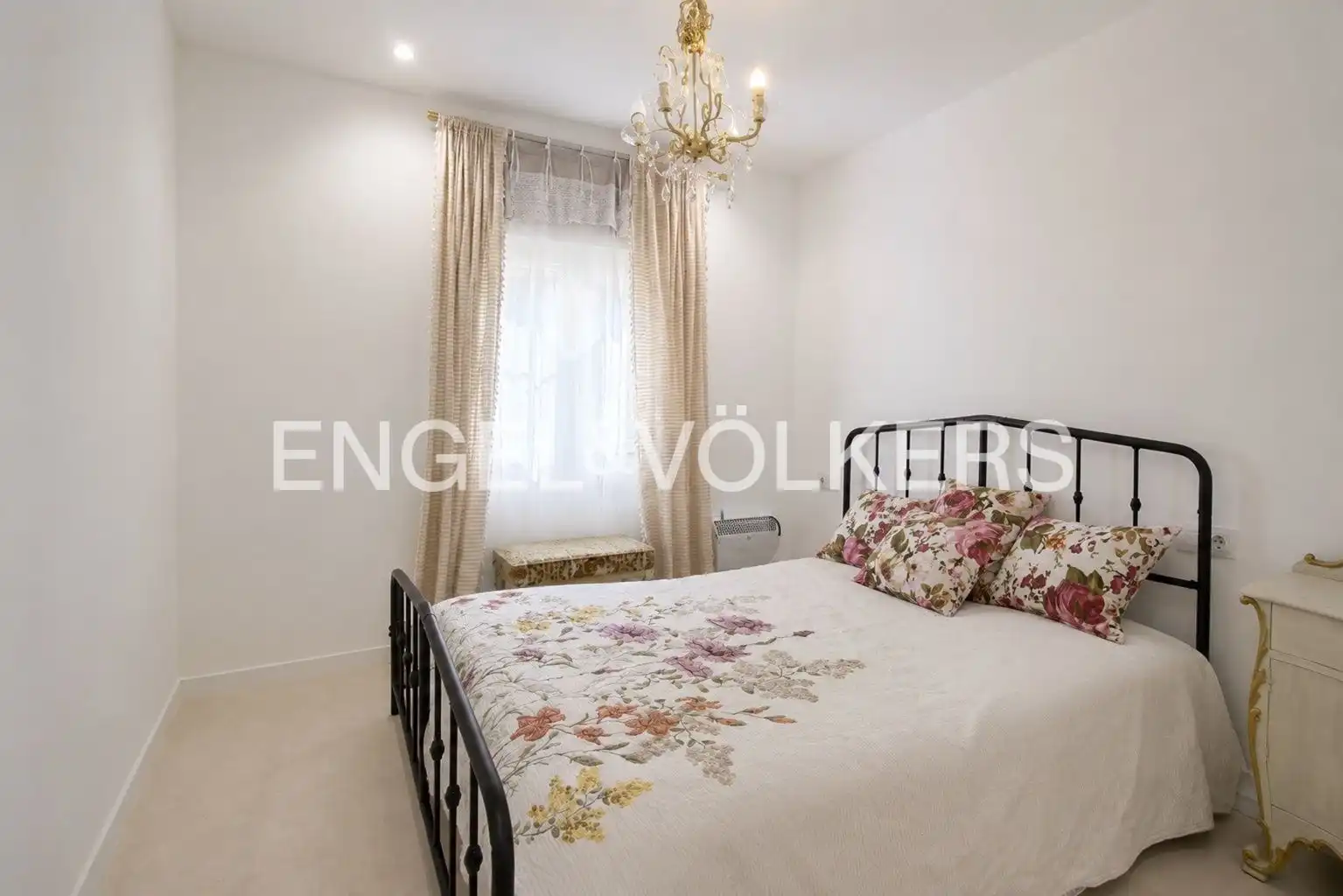 Habitación de Finca rústica en venta en Valdemorillo con Calefacción, Jardín privado y Piscina