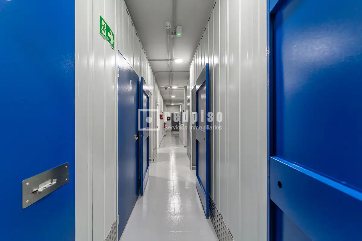 Storage room for rent in Madrid  with Alarm