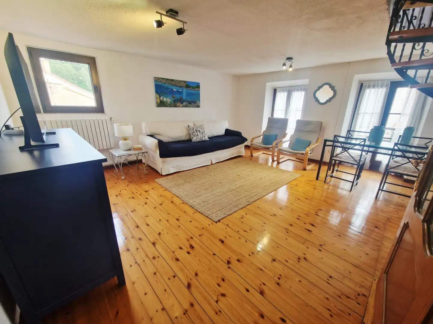 Sala de estar de Casa adosada en venta en Soto del Barco con Calefacción y Terraza