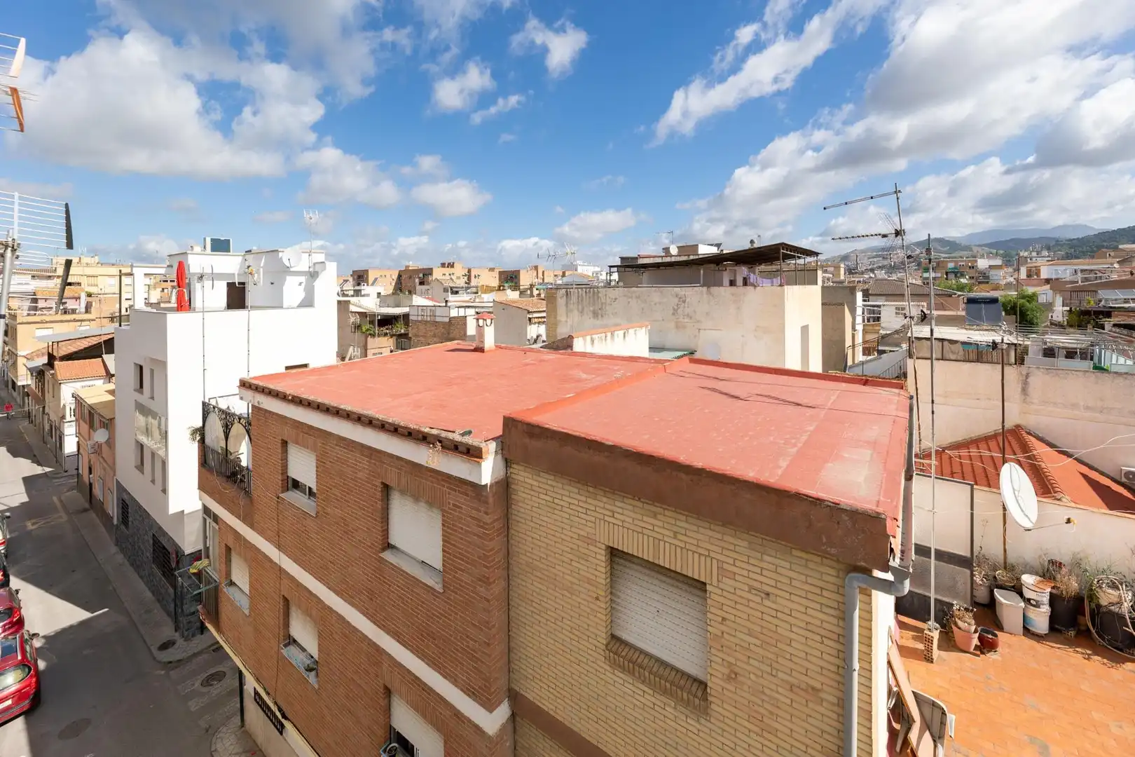 Exterior view of Flat for sale in Granada  with Air Conditioner, Heating and Furnished