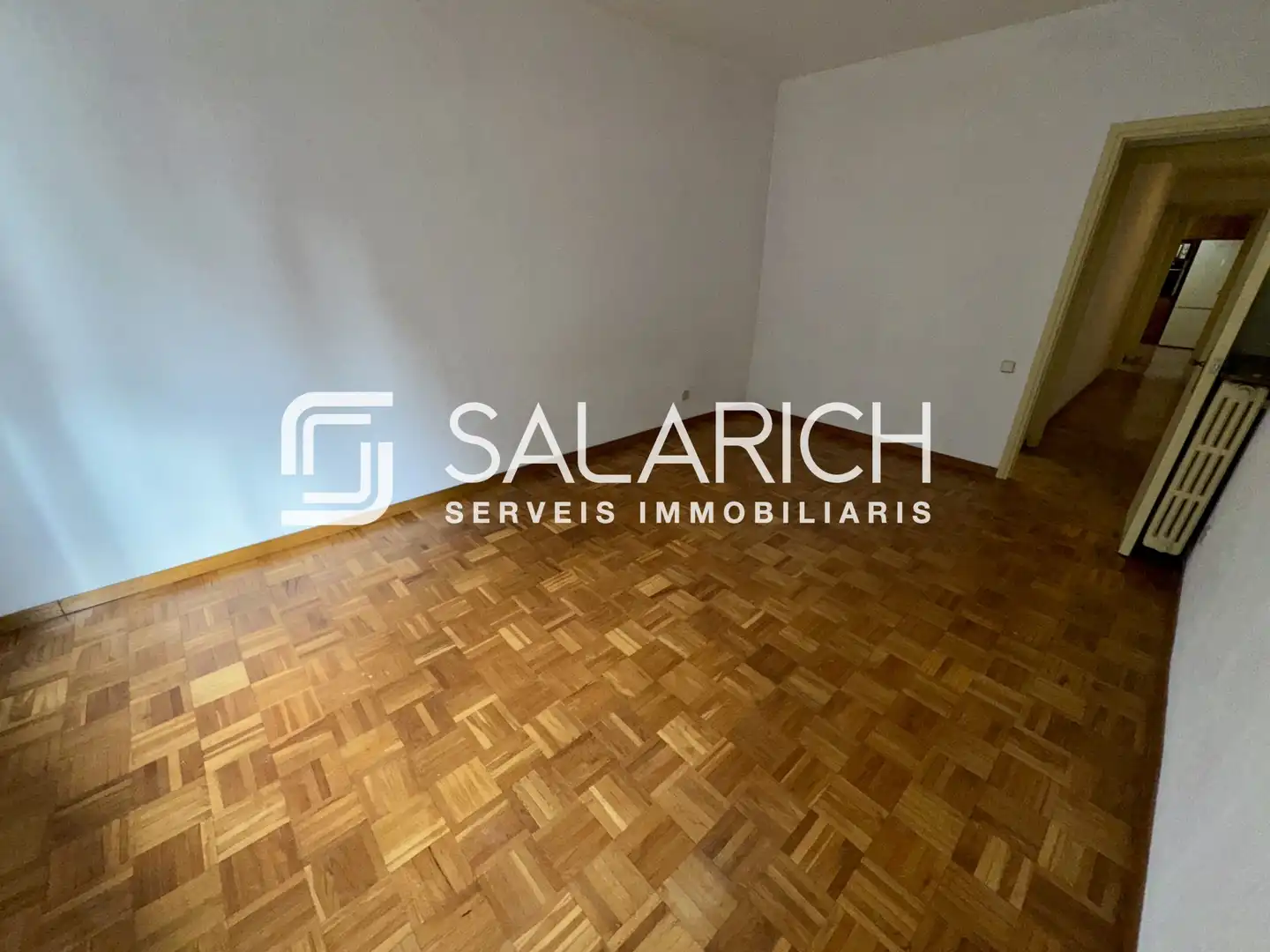 Flat for sale in Barcelona  with Heating