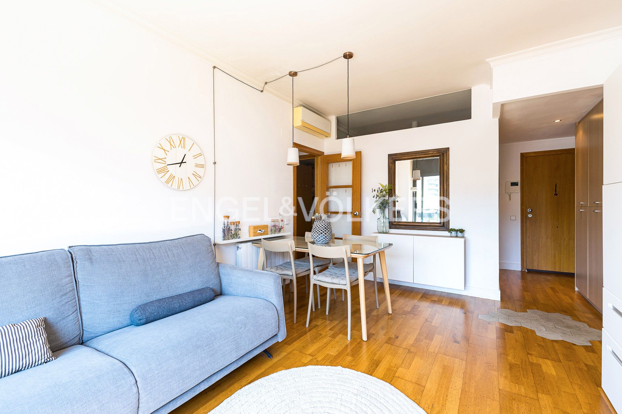 Sala d'estar de Apartament en venda en  Barcelona Capital amb Aire condicionat, Calefacció i Parquet