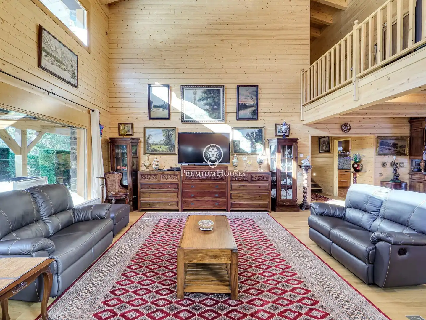 Sala d'estar de Casa o xalet en venda en Alp amb Calefacció, Jardí privat i Parquet