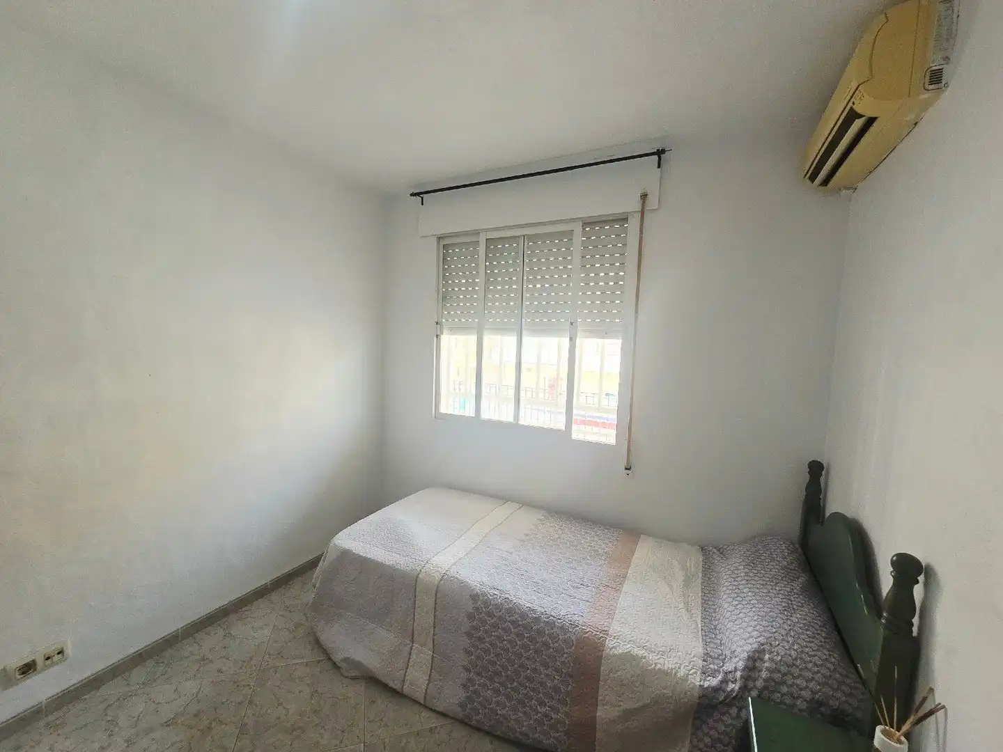 Habitación de Piso en venta en Garrucha con Aire acondicionado, Terraza y Piscina