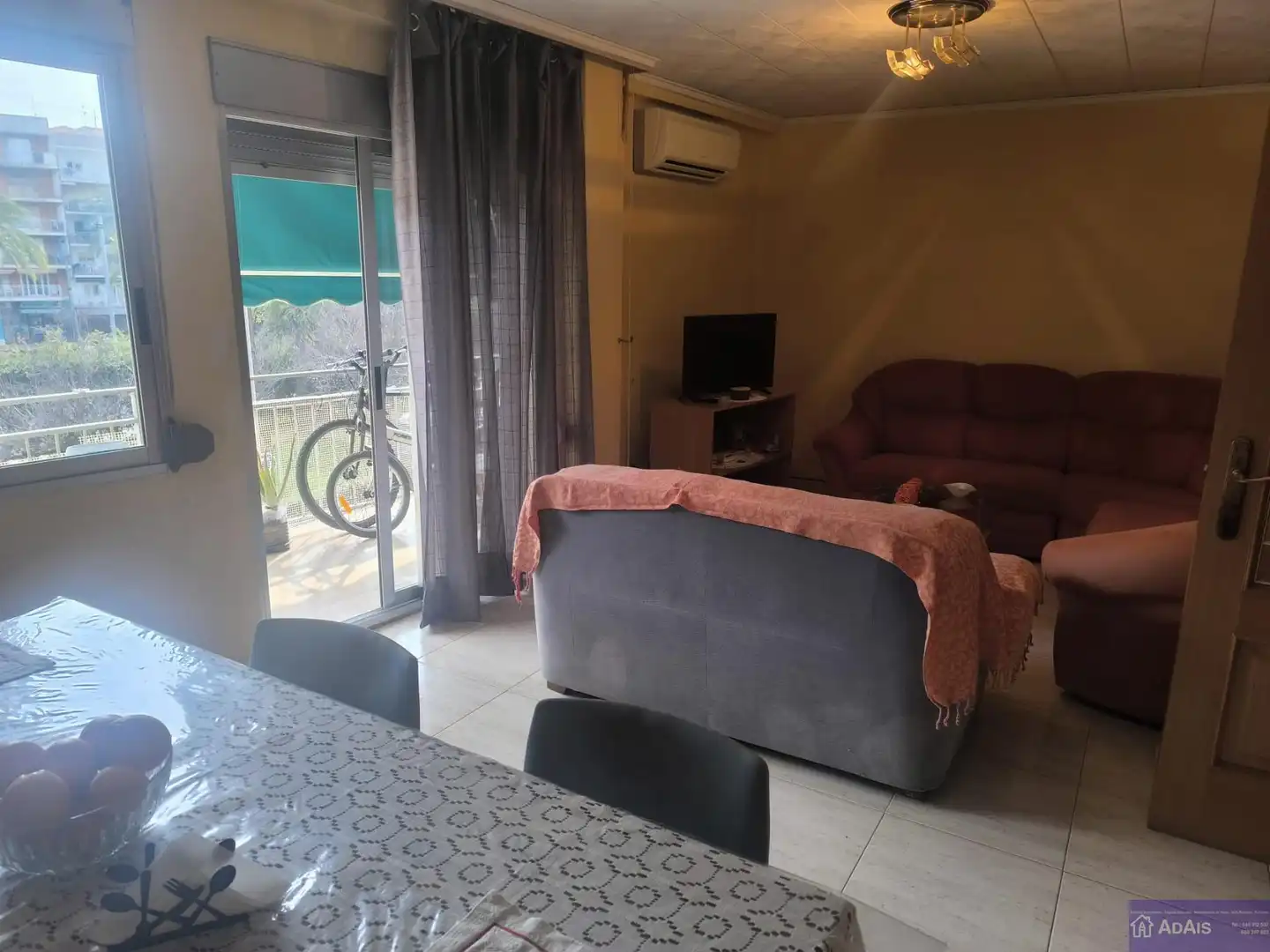 Sala d'estar de Pis en venda en Gandia amb Aire condicionat, Calefacció i Moblat